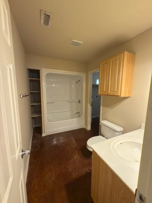 windmill-hill-bathroom-shower-toilet Windmill Hill