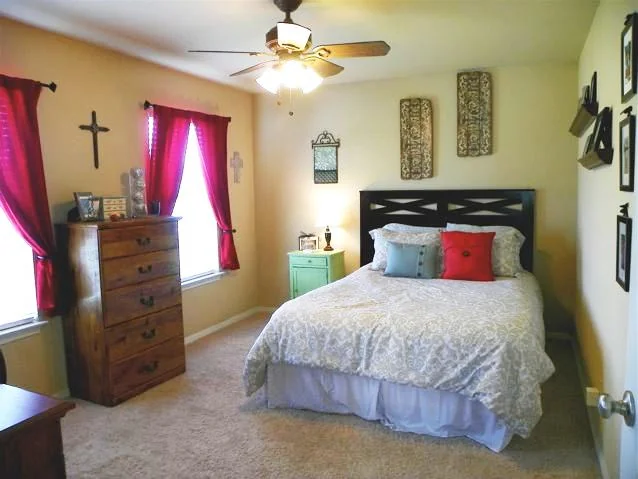windmill-hill-bedroom-red-curtains Windmill Hill